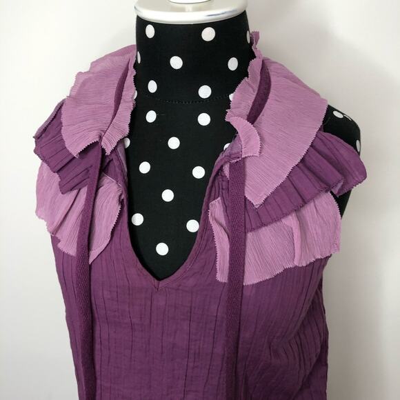 Banana republic ruffle accent sleeveless top - Picture 2 of 6